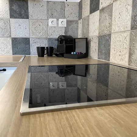 Odysseus Boutique エルミオニ